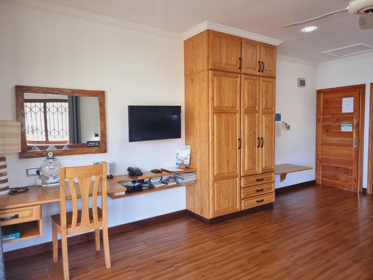 Drake Seaside Studio Apartments Bel Ombre Eksteriør bilde