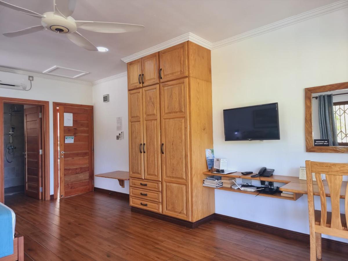 Drake Seaside Studio Apartments Bel Ombre Eksteriør bilde